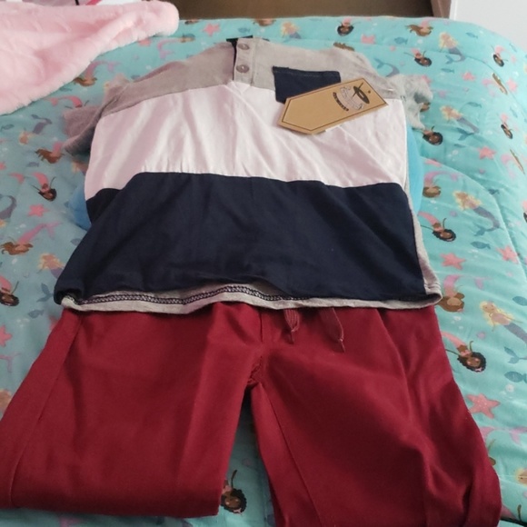 Set - Picture 2 of 2